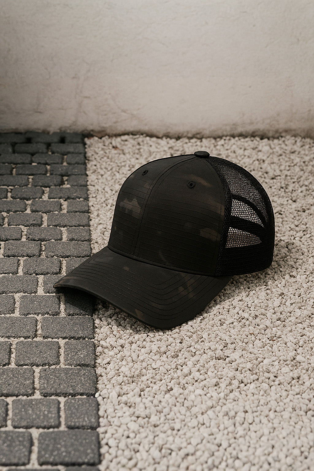 Boné Trucker Camuflado Tela Respirável, Ajustável