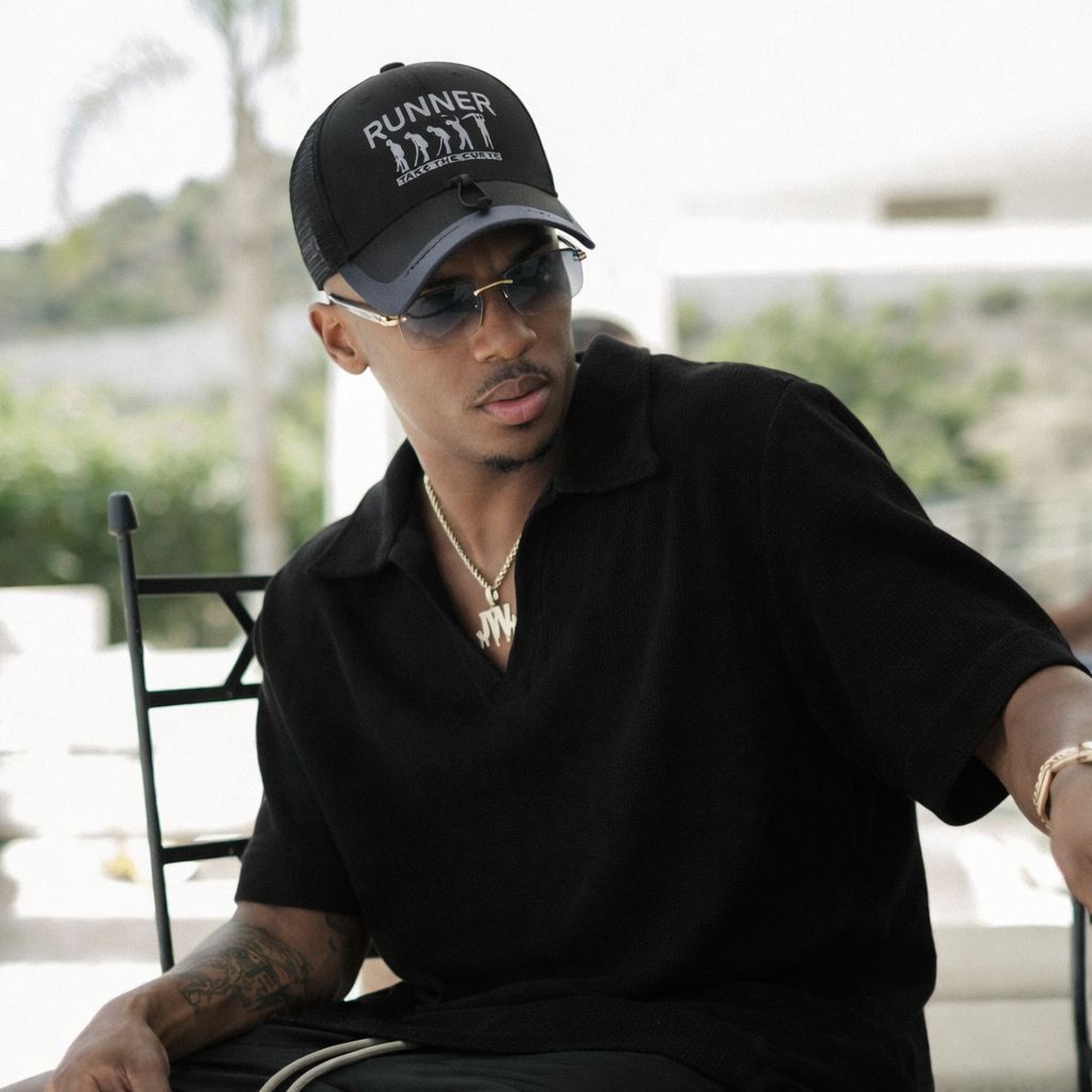 Boné Trucker Runner